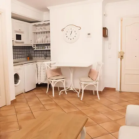 Romantico, Tranquilo, Centrico Apartment